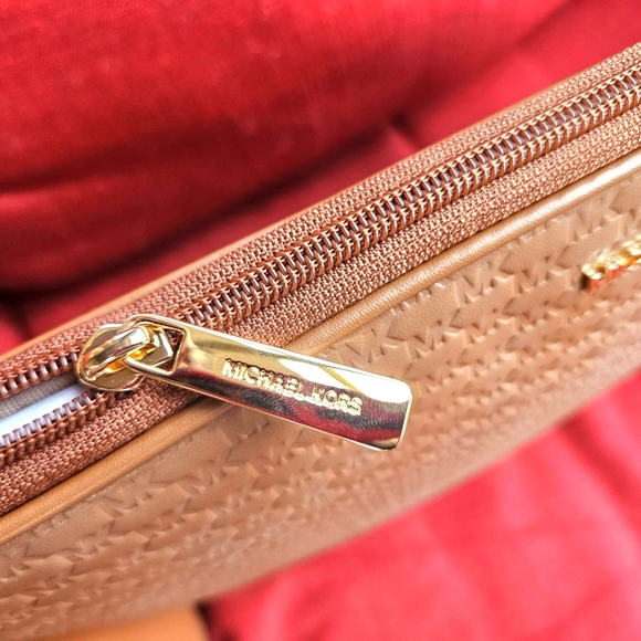 Michael Kors Kali Large Shoulder Tote W/ Laptop Case Vegan Leather Luggage - Picture 8 of 14